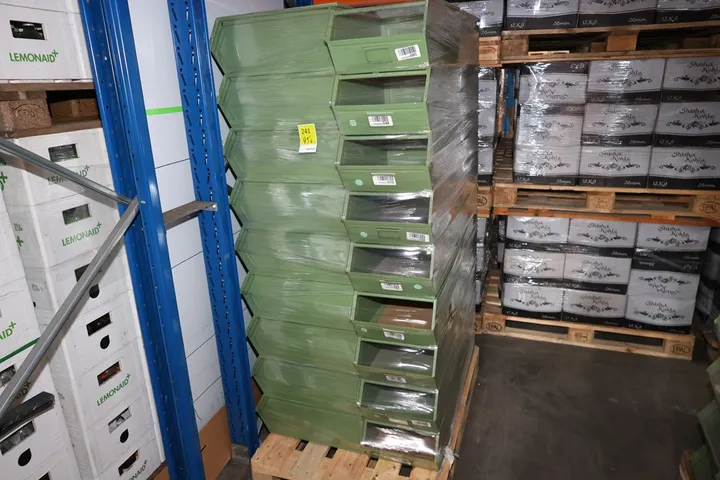 45 x Schäfer Kästen